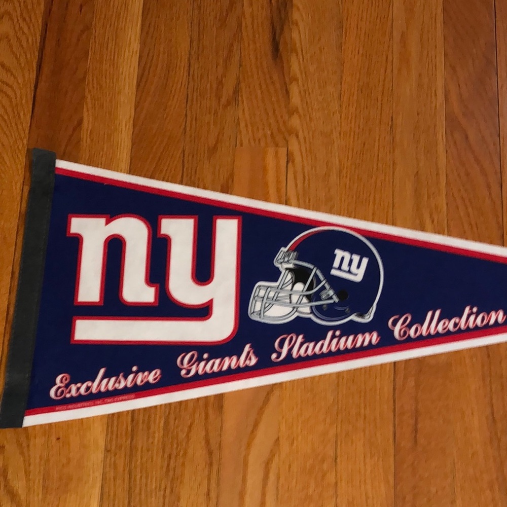 New York Giants Pennant - Picture 3 of 7